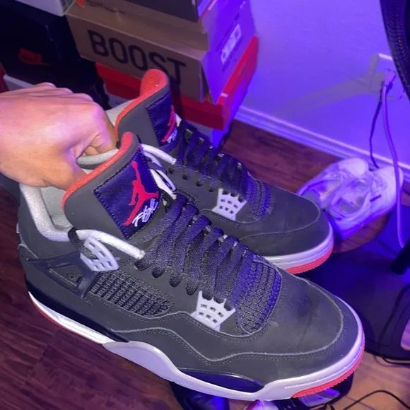 Bred 4s Retro "OG" 2019 - Picture 3 of 5